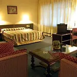 Goya 4*
